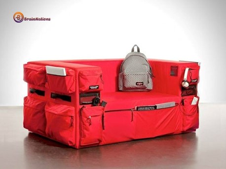 Eastpak sofa