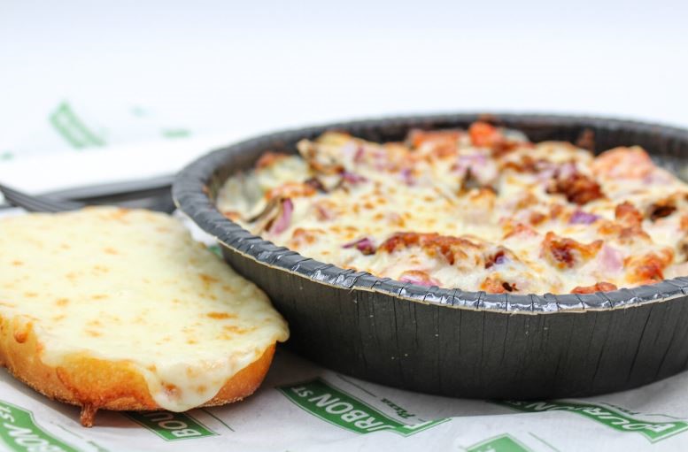 bourbon street pizza